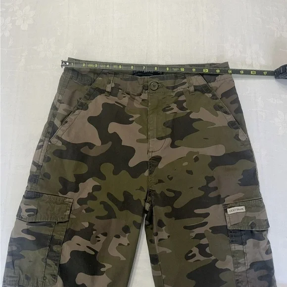 Lucky Brand Shorts Boys L 14/16 Green Cargo Camo Adjustable Hunting Youth Kids - Picture 4 of 5